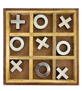 NOUGHTS AND CROSSES GAME